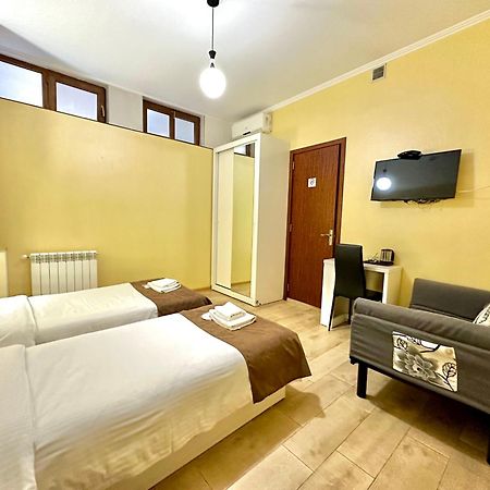 Hotel Four Brothers Tbilisi Eksteriør bilde