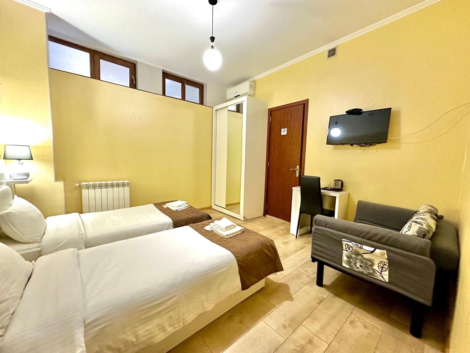 Hotel Four Brothers Tbilisi Eksteriør bilde