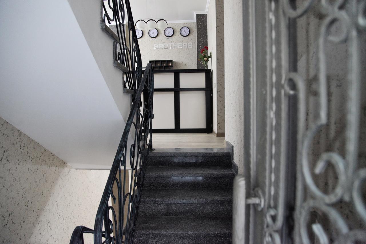 Hotel Four Brothers Tbilisi Eksteriør bilde