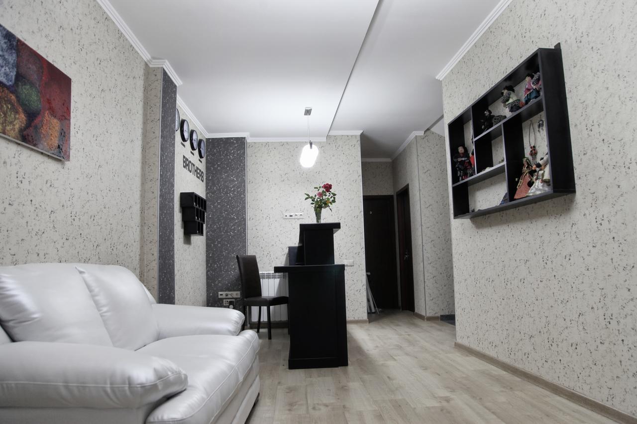 Hotel Four Brothers Tbilisi Eksteriør bilde