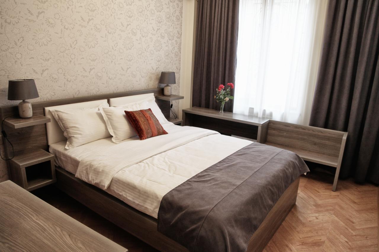 Hotel Four Brothers Tbilisi Eksteriør bilde