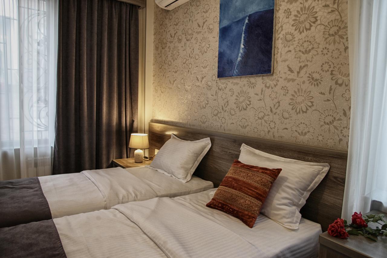 Hotel Four Brothers Tbilisi Eksteriør bilde