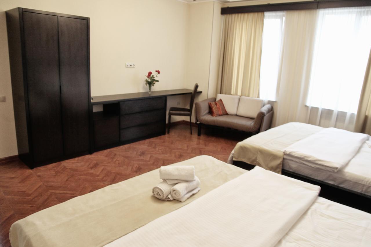 Hotel Four Brothers Tbilisi Eksteriør bilde