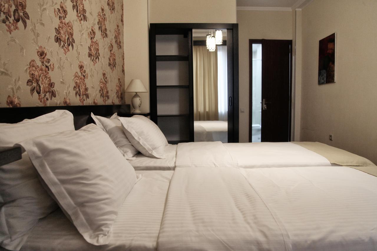 Hotel Four Brothers Tbilisi Eksteriør bilde