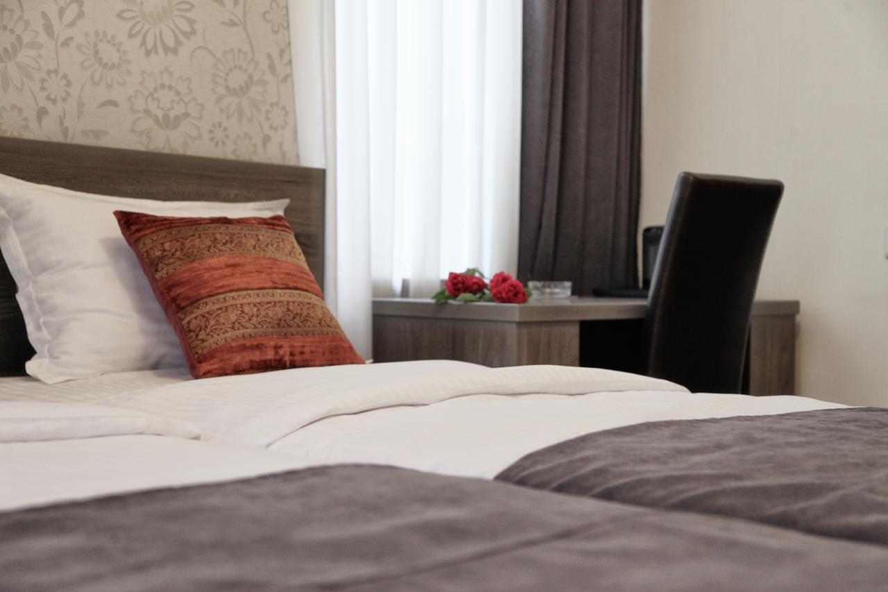 Hotel Four Brothers Tbilisi Eksteriør bilde
