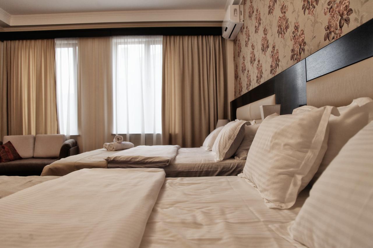 Hotel Four Brothers Tbilisi Eksteriør bilde